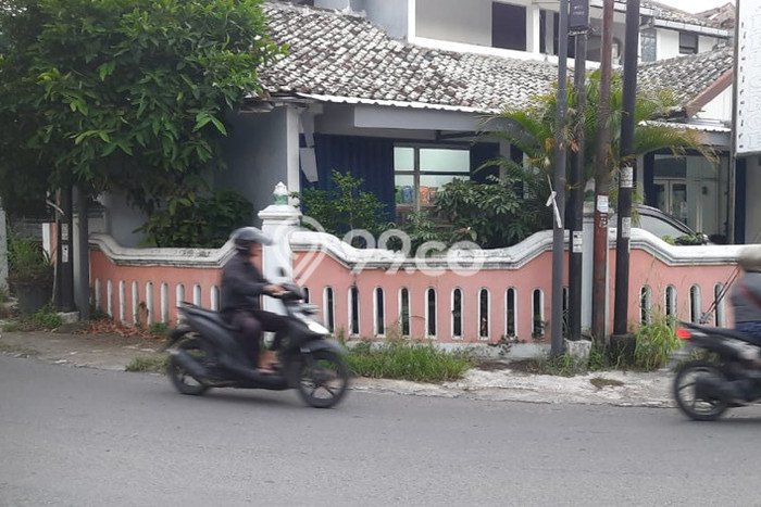 Jual Rumah Strategis Bagus Punya 4 KT di Depok Sleman SHM Jual Rumah Strategis Bagus Punya 4 KT di Depok Sleman SHM