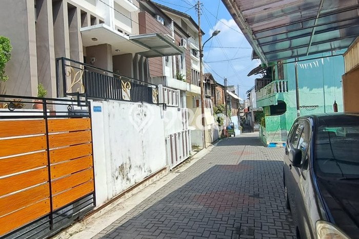 Rumah Modern Cantik 5 Kamar Bisa Langsung Pindah di Jetis Rumah Modern Cantik 5 Kamar Bisa Langsung Pindah di Jetis