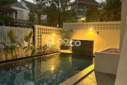 UNIT LANGKA! Rumah kawasan Sentul City, 3 KT, View Kota, Luas 300m2m² LB 200m2m² UNIT LANGKA! Rumah kawasan Sentul City, 3 KT, View Kota, Luas 300m2m² LB 200m2m²
