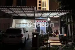 Rumah Terawat area Gading Serpong, Tangerang, Luas Tanah 156m², LB 300m² Rumah Terawat area Gading Serpong, Tangerang, Luas Tanah 156m², LB 300m²