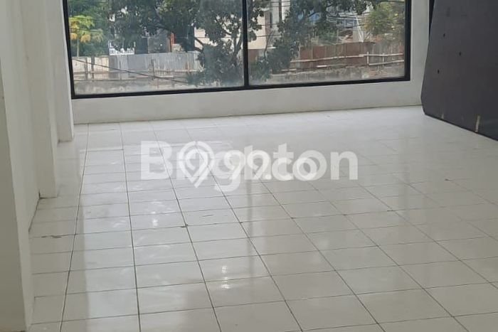 AREA BISNIS! Ruko Kawasan Meruya, Luas 120m², Jalan Utama, Ramai AREA BISNIS! Ruko Kawasan Meruya, Luas 120m², Jalan Utama, Ramai