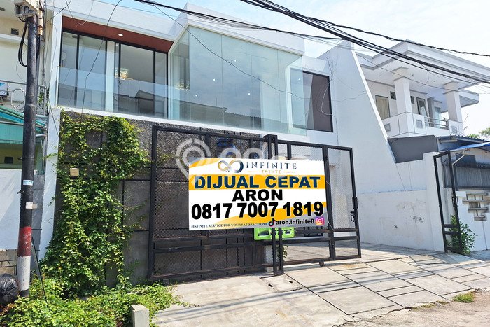 Ready to Use! Premium House LT 200m2 Desain Elegan di Muara Karang Ready to Use! Premium House LT 200m2 Desain Elegan di Muara Karang