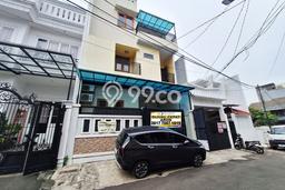 Ready to Use! Premium House LT 120m2 Desain Modern di Muara Karang Ready to Use! Premium House LT 120m2 Desain Modern di Muara Karang