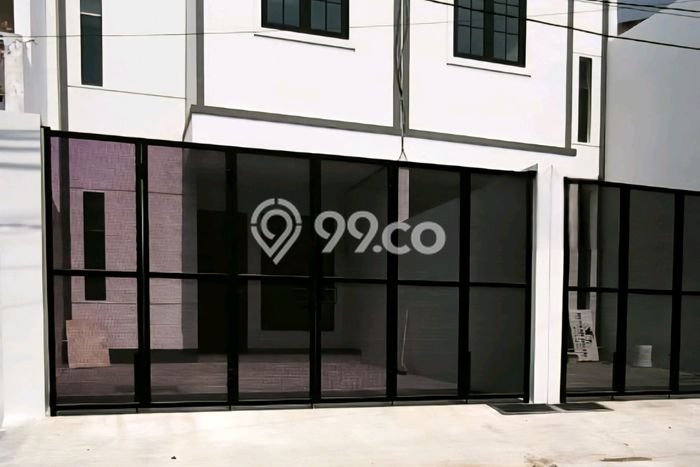 Jual Rumah Bagus Siap Huni LB 120m2 di Tambaksari, Surabaya Jual Rumah Bagus Siap Huni LB 120m2 di Tambaksari, Surabaya