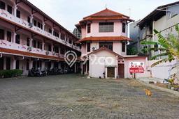 Rumah Kost untuk Dijual di Margonda Punya 69 Kamar Rumah Kost untuk Dijual di Margonda Punya 69 Kamar