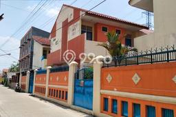 Rumah Elit Modern Tanpa Renovasi di Kukusan Depok Rumah Elit Modern Tanpa Renovasi di Kukusan Depok