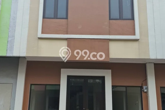 Ruko Lokasi Strategis di Cibinong, Luas 120m², Mainroad Ruko Lokasi Strategis di Cibinong, Luas 120m², Mainroad