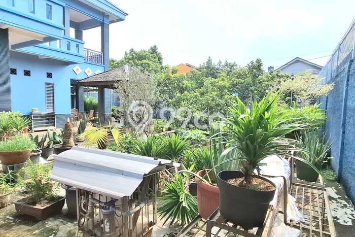 Rumah Mewah Siap Huni LT 467m2 di Tapos, Depok Rumah Mewah Siap Huni LT 467m2 di Tapos, Depok