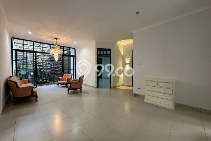 Disewakan segera rumah minimalis lokasi strategis 4 Kamar di Cinere, Depok Disewakan segera rumah minimalis lokasi strategis 4 Kamar di Cinere, Depok