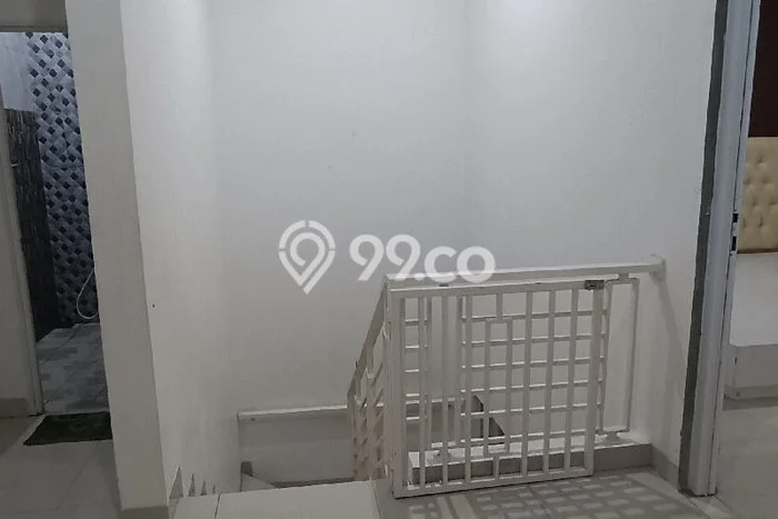 Disewakan! Rumah 4 Kamar Tidur &
3 Kamar Mandi di Lippo Karawaci, Tangerang Disewakan! Rumah 4 Kamar Tidur &
3 Kamar Mandi di Lippo Karawaci, Tangerang
