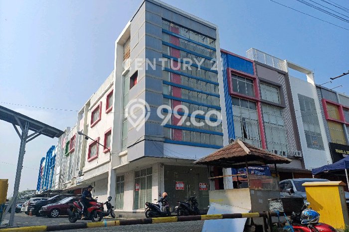 Ruko Dijual di Cilegon LT 99m2 & LB 251m2 Lokasi Terbaik! Ruko Dijual di Cilegon LT 99m2 & LB 251m2 Lokasi Terbaik!