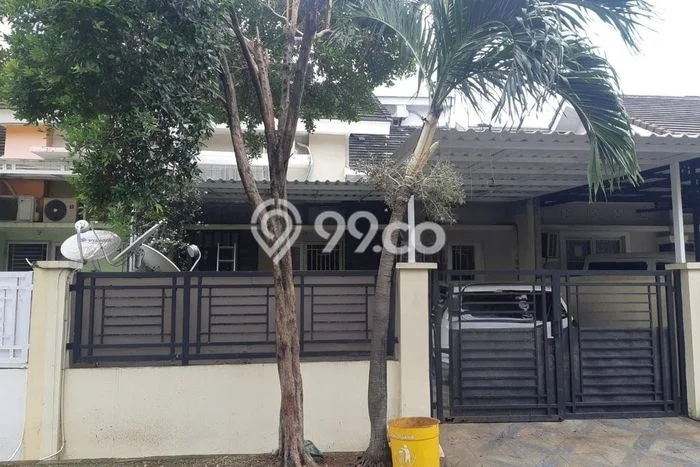 Rumah area , 3 KT, Area Strategis, Luas 105m2m² LB 120m2m² Rumah area , 3 KT, Area Strategis, Luas 105m2m² LB 120m2m²