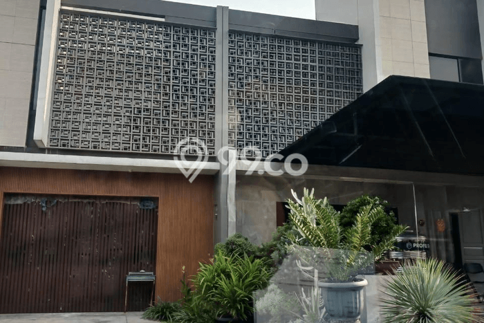 Rumah Luxury Modern Siap Huni di Suvarna Sutera Tangerang Rumah Luxury Modern Siap Huni di Suvarna Sutera Tangerang