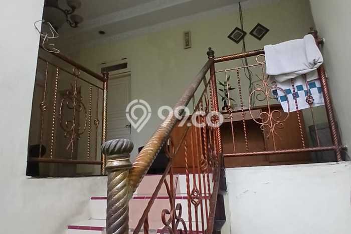 Hunian Mewah LB 270m2 Siap Huni Desain Elegan di Banjar Wijaya, Tangerang Hunian Mewah LB 270m2 Siap Huni Desain Elegan di Banjar Wijaya, Tangerang