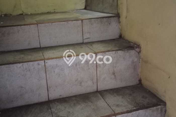 Dijual Gudang di Ciledug Tangerang LT 130m2 / LB 300m2 Dijual Gudang di Ciledug Tangerang LT 130m2 / LB 300m2