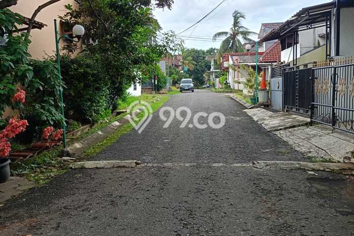 Jual Rumah Bagus Siap Huni LB 120m2 di Sukma Jaya, Depok Jual Rumah Bagus Siap Huni LB 120m2 di Sukma Jaya, Depok