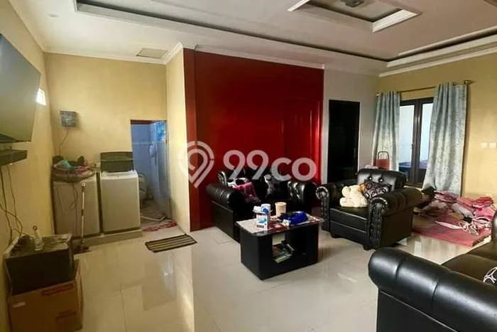 Dijual Rumah 5 Kamar Lokasi Strategis Bagus dan Strategis di Ciracas Dijual Rumah 5 Kamar Lokasi Strategis Bagus dan Strategis di Ciracas