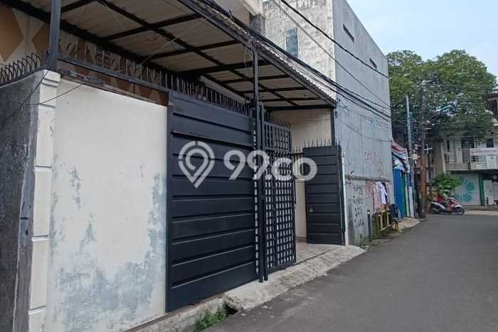 Rumah Modern 5 KT di Condet Jakarta Timur Unfurnished Rumah Modern 5 KT di Condet Jakarta Timur Unfurnished
