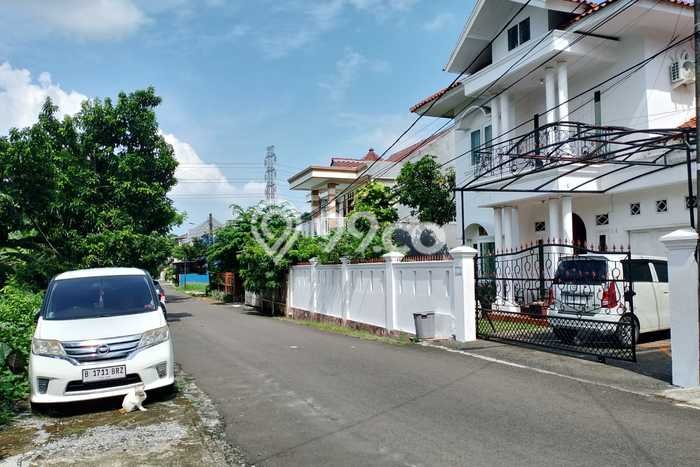 Hot Offer Hunian Mewah Ideal dan Luas di Ciracas, Jakarta Timur Hot Offer Hunian Mewah Ideal dan Luas di Ciracas, Jakarta Timur