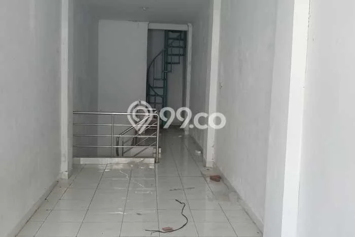 Unit Komersial Disewakan di Jakarta Barat Area Strategis Harga Kompetitif Unit Komersial Disewakan di Jakarta Barat Area Strategis Harga Kompetitif