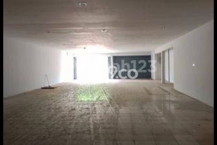 Ruko Paling Dicari LB 300m2 Dijual di Matraman Ruko Paling Dicari LB 300m2 Dijual di Matraman