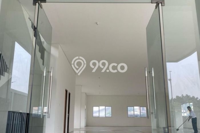 Unit Kantor Dijual di Matraman Jakarta Timur Luas Bangunan 2107m2 Unit Kantor Dijual di Matraman Jakarta Timur Luas Bangunan 2107m2