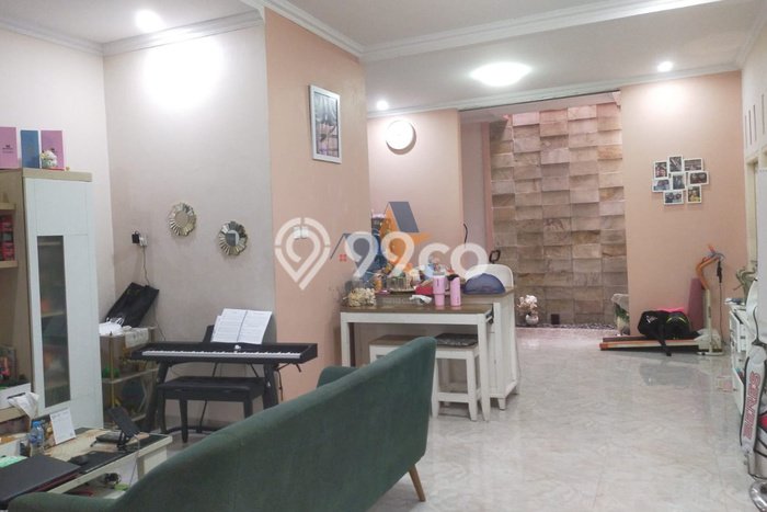 Rumah Luas Asri 3 KT Siap Huni di Graha Raya Bintaro Tangerang Selatan Rumah Luas Asri 3 KT Siap Huni di Graha Raya Bintaro Tangerang Selatan