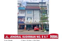 Jual Ruko di Pontianak Selatan, Luas 326m2m², Area Komersial, Akses Mudah Jual Ruko di Pontianak Selatan, Luas 326m2m², Area Komersial, Akses Mudah