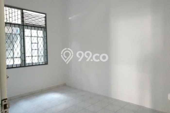 Lokasi terbaik! Rumah siap huni disewakan di Pontianak Tenggara LB 115m2 Lokasi terbaik! Rumah siap huni disewakan di Pontianak Tenggara LB 115m2