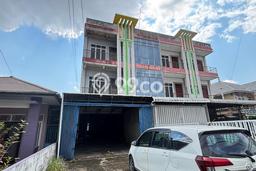 Ruko Disewakan Lokasi Pontianak Barat Pontianak Harga Spesial! Ruko Disewakan Lokasi Pontianak Barat Pontianak Harga Spesial!