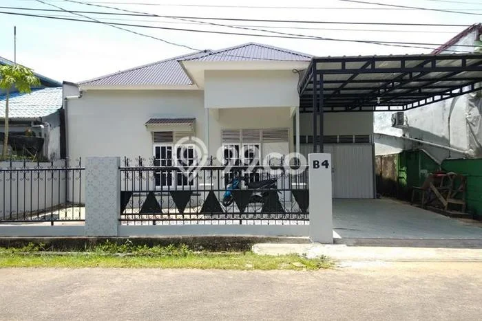 Lokasi terbaik! Rumah siap huni disewakan di Pontianak Tenggara LB 115m2 Lokasi terbaik! Rumah siap huni disewakan di Pontianak Tenggara LB 115m2