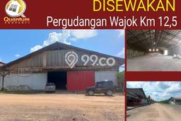 Disewakan Gudang komersial di Pontianak Utara luas bangunan 1500m2 Disewakan Gudang komersial di Pontianak Utara luas bangunan 1500m2