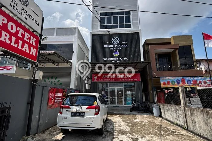 Ruko Komersial Dijual di Pontianak Barat Pontianak LT 272m2 & LB 432m2 Ruko Komersial Dijual di Pontianak Barat Pontianak LT 272m2 & LB 432m2