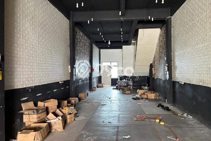Ruko Disewakan Lokasi Pontianak Barat Pontianak Harga Spesial! Ruko Disewakan Lokasi Pontianak Barat Pontianak Harga Spesial!