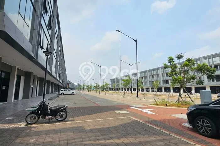Ruko Disewa di Jakarta Utara dengan LB 225m2 Area Komersial Ramai Ruko Disewa di Jakarta Utara dengan LB 225m2 Area Komersial Ramai
