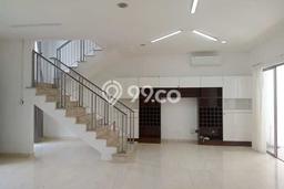 Rumah Mewah LB 230m2 Siap Huni Desain Elegan di Golf Island, Jakarta Utara Rumah Mewah LB 230m2 Siap Huni Desain Elegan di Golf Island, Jakarta Utara