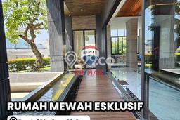 Rumah Luxury Modern Tanpa Renovasi di Pantai Mutiara Jakarta Utara Rumah Luxury Modern Tanpa Renovasi di Pantai Mutiara Jakarta Utara