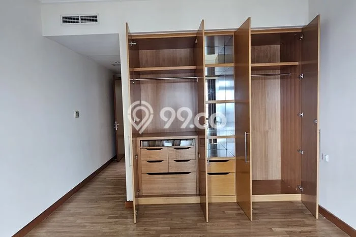 Sewa Apartemen Favorit di Pakubuwono, 2 KT, 1 KM, 203m2 Sewa Apartemen Favorit di Pakubuwono, 2 KT, 1 KM, 203m2