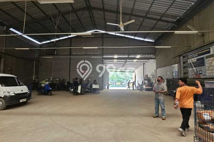 Disewakan Gudang di Kawasan Ramai Pluit Luas 850m2 Disewakan Gudang di Kawasan Ramai Pluit Luas 850m2