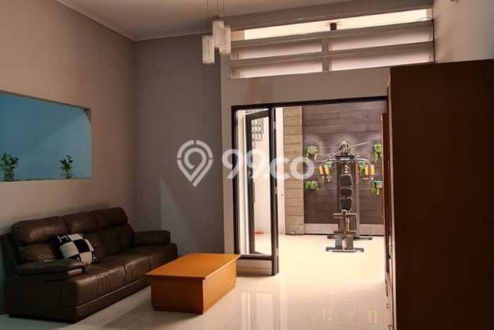 Rumah Luxury Modern Siap Huni di Taman Holis Indah Bandung Rumah Luxury Modern Siap Huni di Taman Holis Indah Bandung
