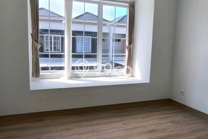 Disewakan! Rumah 2 Kamar Tidur &
3 Kamar Mandi di Wisata Bukit Mas, Surabaya Disewakan! Rumah 2 Kamar Tidur &
3 Kamar Mandi di Wisata Bukit Mas, Surabaya