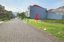 Lahan Dijual Lokasi Strategis di Surabaya dengan Luas 275m2 Lahan Dijual Lokasi Strategis di Surabaya dengan Luas 275m2