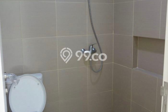 Dijual Hunian Rumah Terawat 2 Kamar di Citraland, Surabaya Dijual Hunian Rumah Terawat 2 Kamar di Citraland, Surabaya