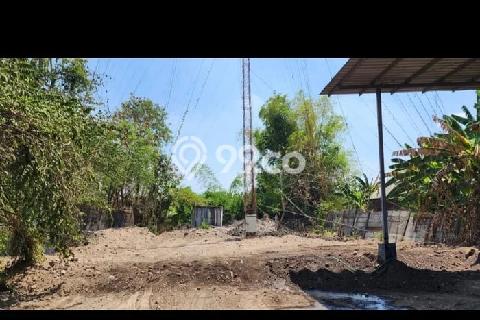Tanah untuk Disewa di Surabaya Luas 1200m2 Tanah untuk Disewa di Surabaya Luas 1200m2