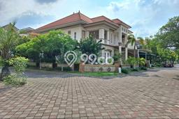 Dijual Rumah Premium dengan Fasilitas Sekitar Komplit di Sukolilo, Surabaya Dijual Rumah Premium dengan Fasilitas Sekitar Komplit di Sukolilo, Surabaya