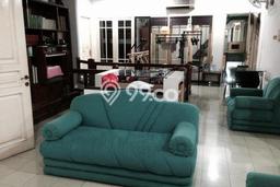 Siap Huni Rumah Mewah 8 Kamar di Duren Sawit Dekat ke Mana Pun Siap Huni Rumah Mewah 8 Kamar di Duren Sawit Dekat ke Mana Pun