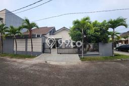 Dijual Rumah Mewah Elegan Dengan View Eksklusif di Harapan Indah, Bekasi Dijual Rumah Mewah Elegan Dengan View Eksklusif di Harapan Indah, Bekasi
