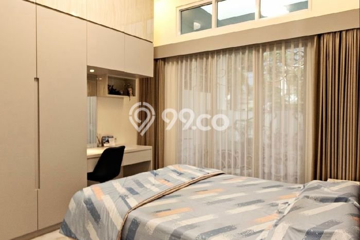 Rumah Luas Asri 2 KT Siap Pakai di Harapan Indah Bekasi Rumah Luas Asri 2 KT Siap Pakai di Harapan Indah Bekasi