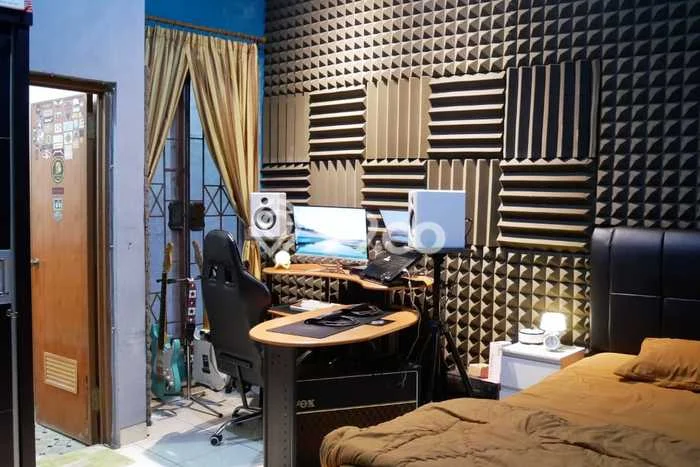 Rumah Elit Modern Tanpa Renovasi di Pondok Kelapa Jakarta Timur Rumah Elit Modern Tanpa Renovasi di Pondok Kelapa Jakarta Timur