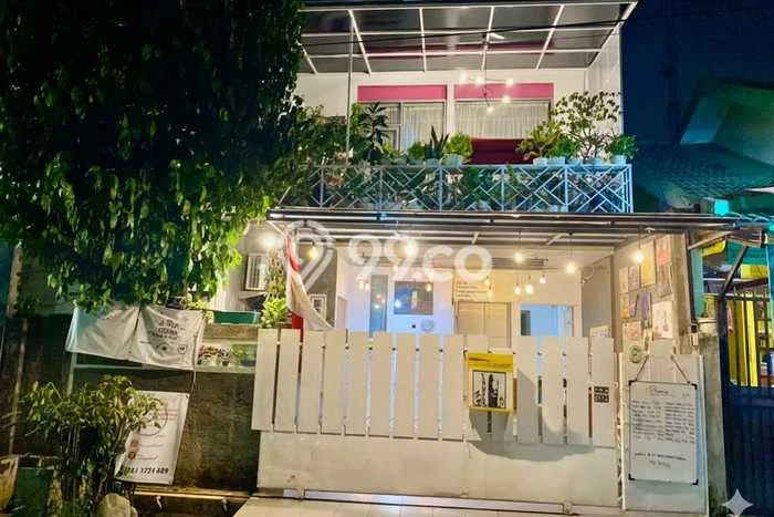 Hunian Mewah Dijual LT 125m2 di Duren Sawit, Jakarta Timur Hunian Mewah Dijual LT 125m2 di Duren Sawit, Jakarta Timur